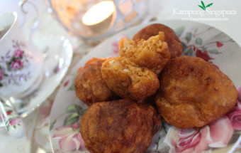 jemput jemput pisang banana fritters